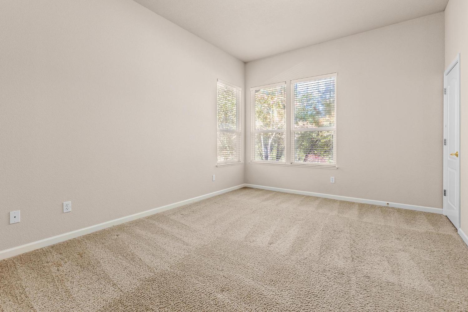 Detail Gallery Image 31 of 49 For 5085 Deerwood Dr, Shingle Springs,  CA 95682 - 4 Beds | 2/1 Baths