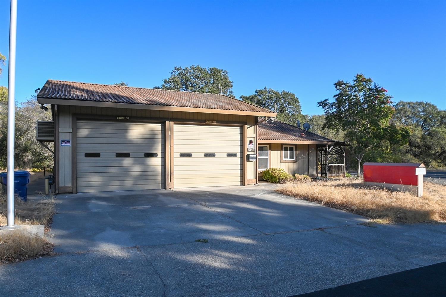 Detail Gallery Image 1 of 11 For 5148 Main Ave, Orangevale,  CA 95662 - 1 Beds | 1 Baths