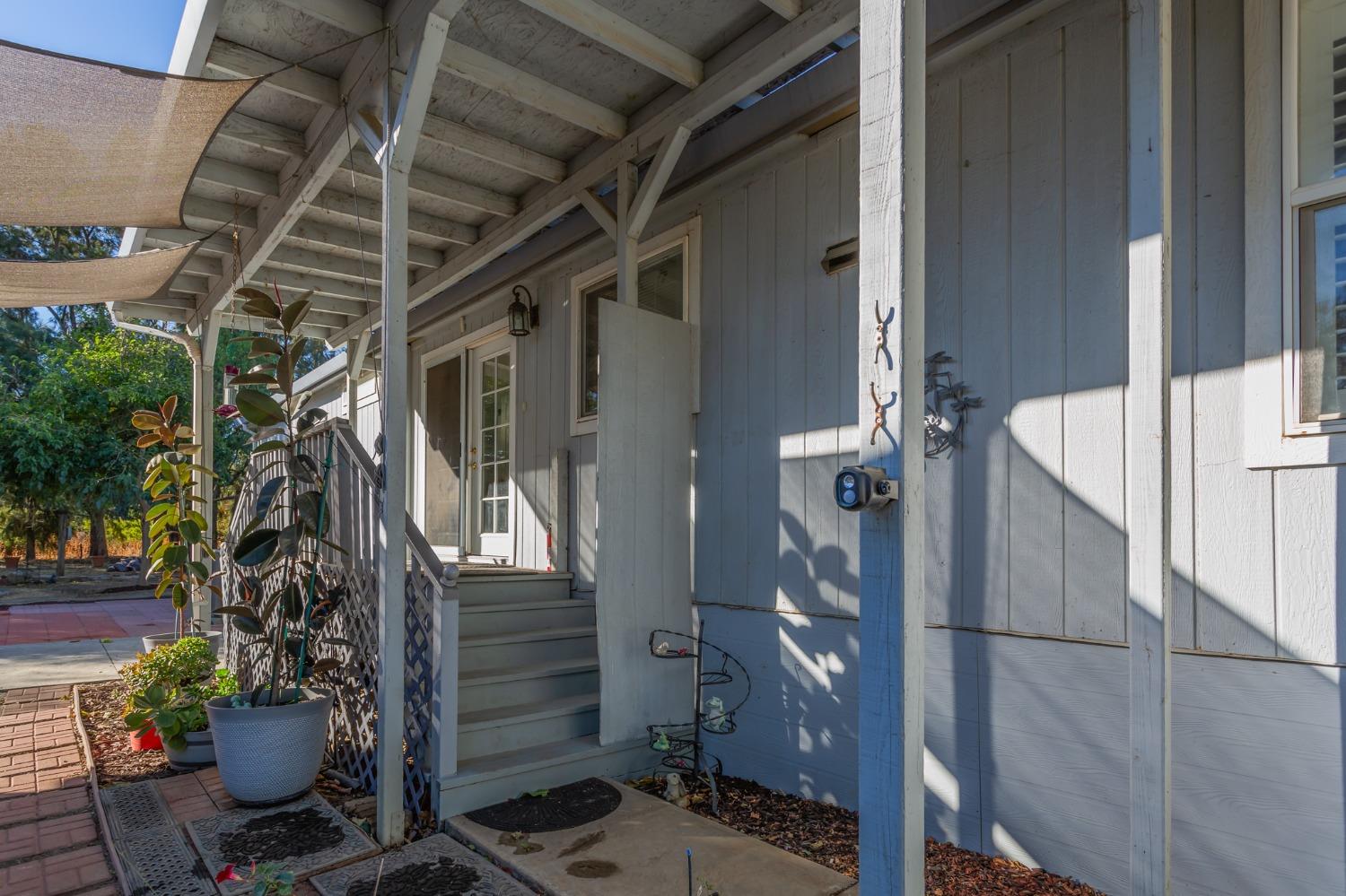 Detail Gallery Image 9 of 60 For 12215 County Road 84a, Capay,  CA 95607 - 3 Beds | 2 Baths