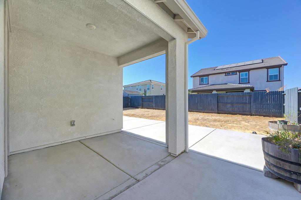 Detail Gallery Image 30 of 35 For 15343 Trolley St, Lathrop,  CA 95330 - 3 Beds | 2 Baths