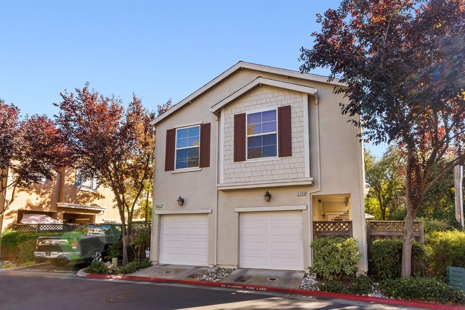 Detail Gallery Image 1 of 26 For 6067 Camden Cir, Citrus Heights,  CA 95621 - 2 Beds | 1/1 Baths