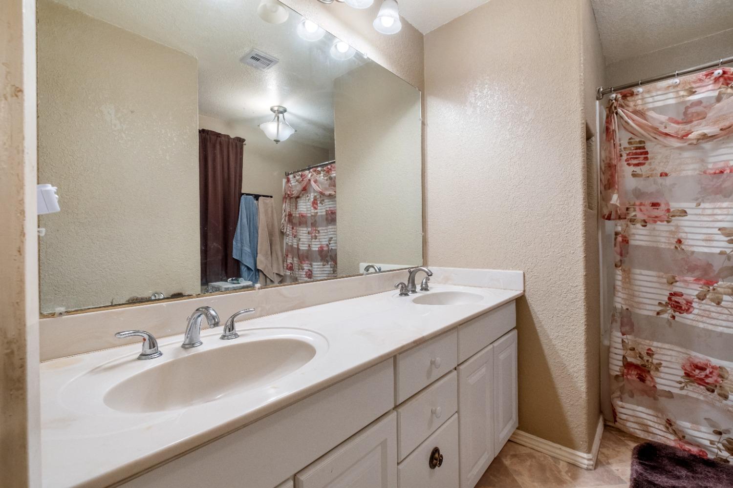 Detail Gallery Image 13 of 22 For 4399 Aplicella Ct 20, Manteca,  CA 95337 - 3 Beds | 2 Baths