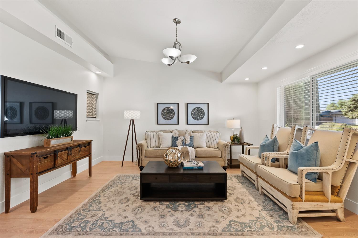 Detail Gallery Image 11 of 67 For 9446 Fort Worth, Sacramento,  CA 95827 - 3 Beds | 2 Baths