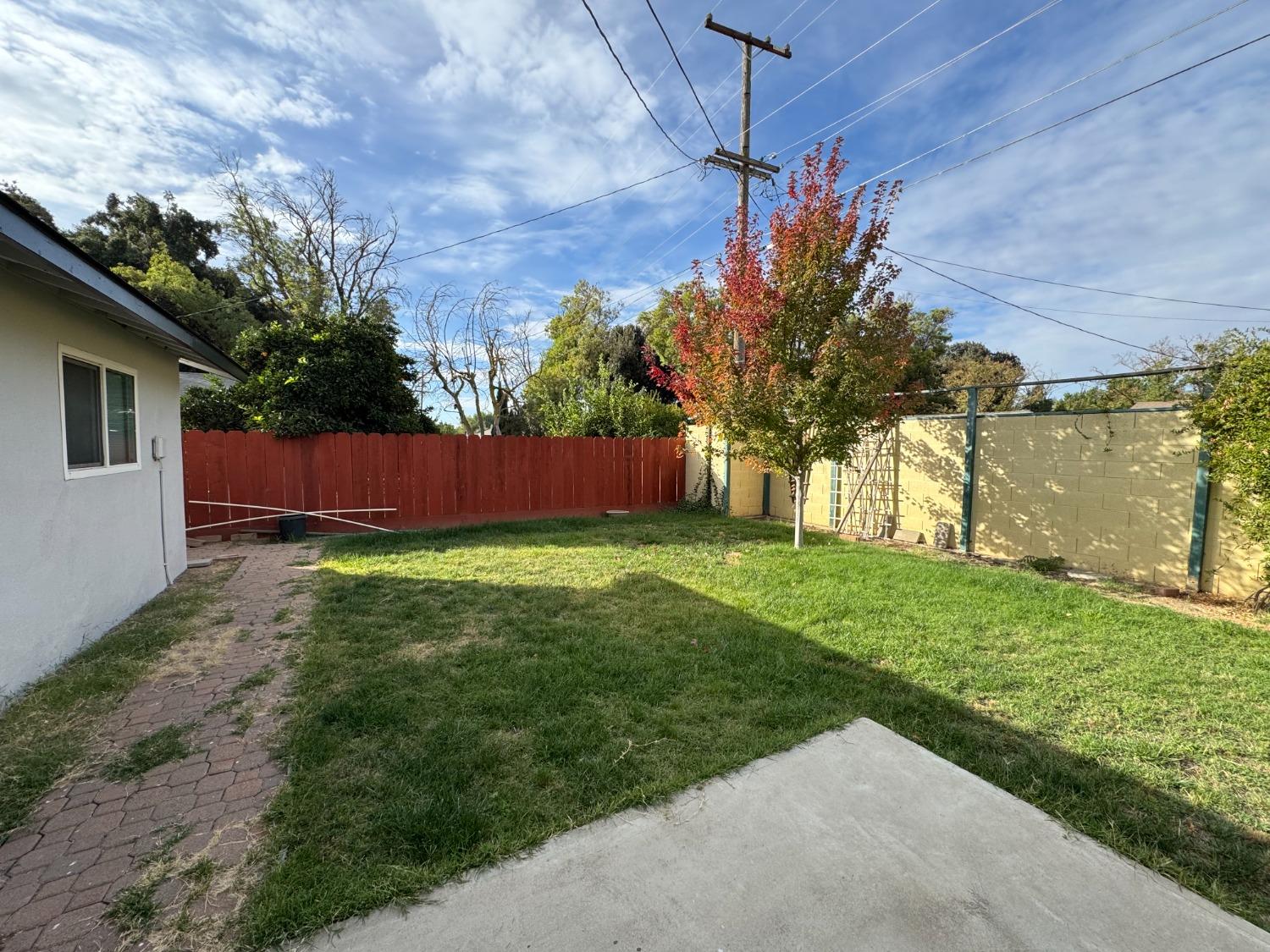 Detail Gallery Image 10 of 13 For 920 Snead Dr, Modesto,  CA 95351 - 3 Beds | 2 Baths