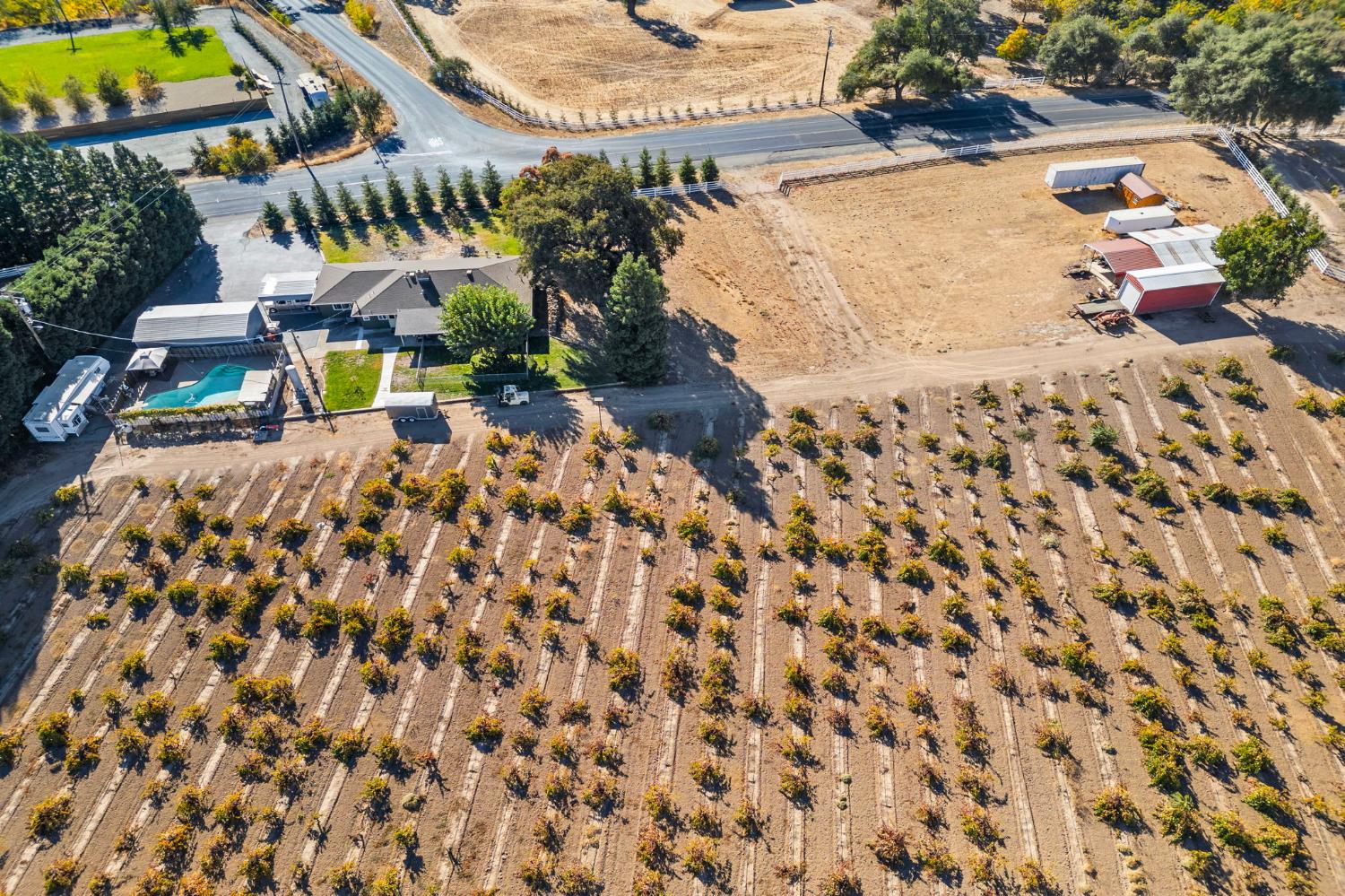 Detail Gallery Image 41 of 49 For 18211 E Jahant Rd, Acampo,  CA 95220 - 3 Beds | 3 Baths