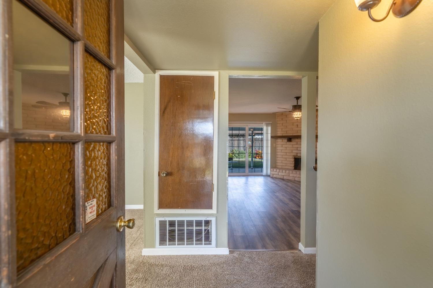 Detail Gallery Image 6 of 30 For 1529 Clevenger Dr, Modesto,  CA 95356 - 3 Beds | 2 Baths