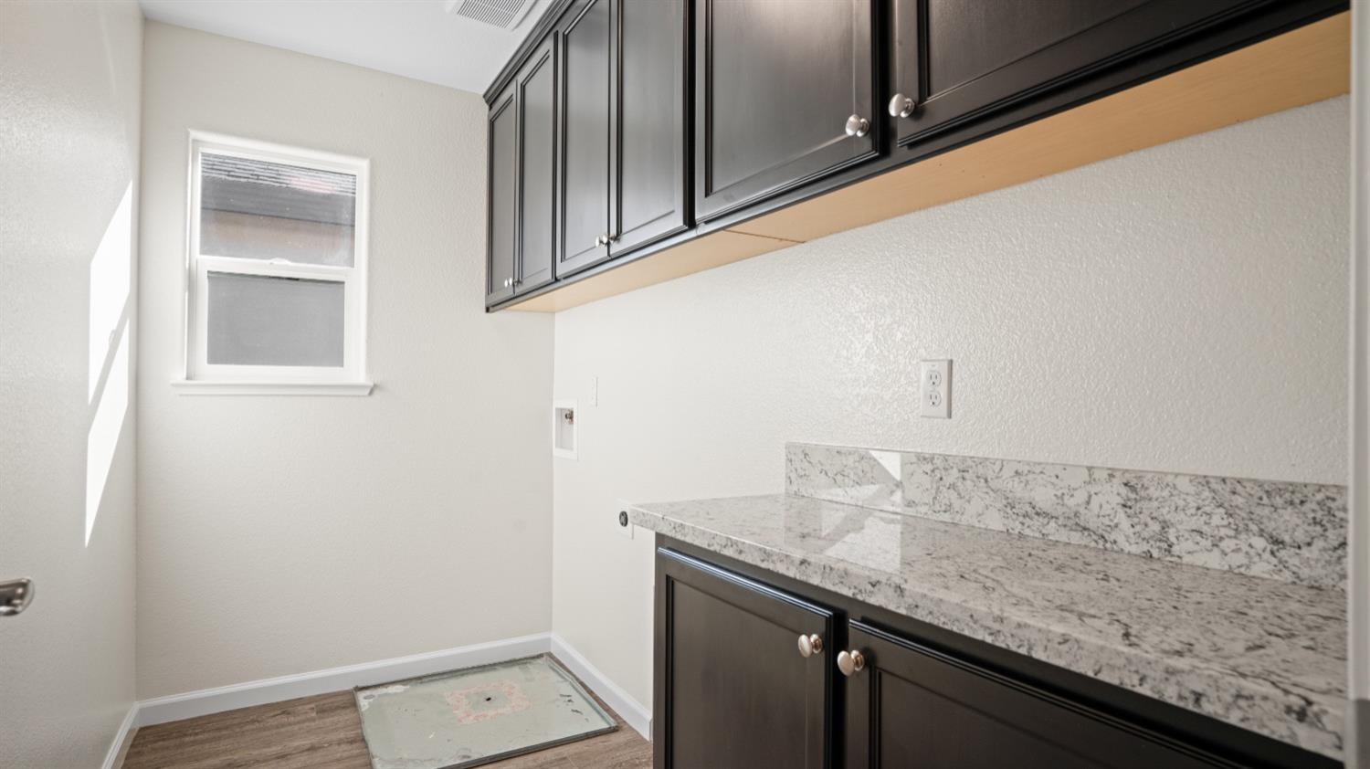 Detail Gallery Image 23 of 33 For 715 Phillipi Way, Sacramento,  CA 95838 - 4 Beds | 2/1 Baths