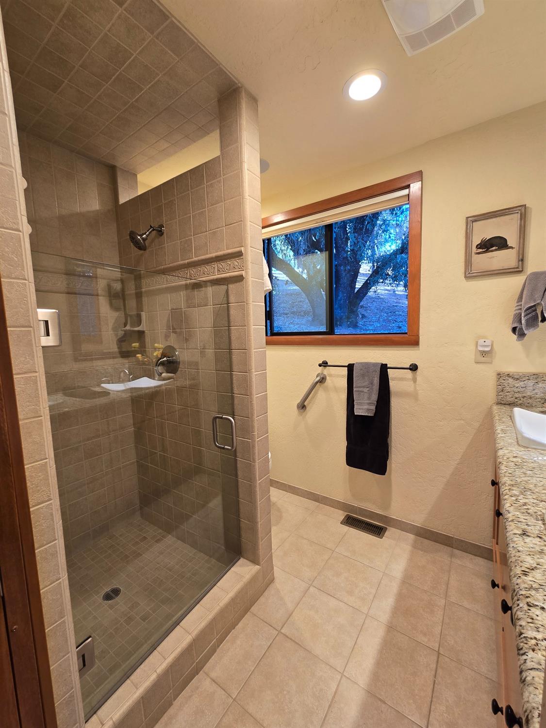 Detail Gallery Image 22 of 53 For 3310 Sweetwater Trl, Cool,  CA 95614 - 3 Beds | 2 Baths