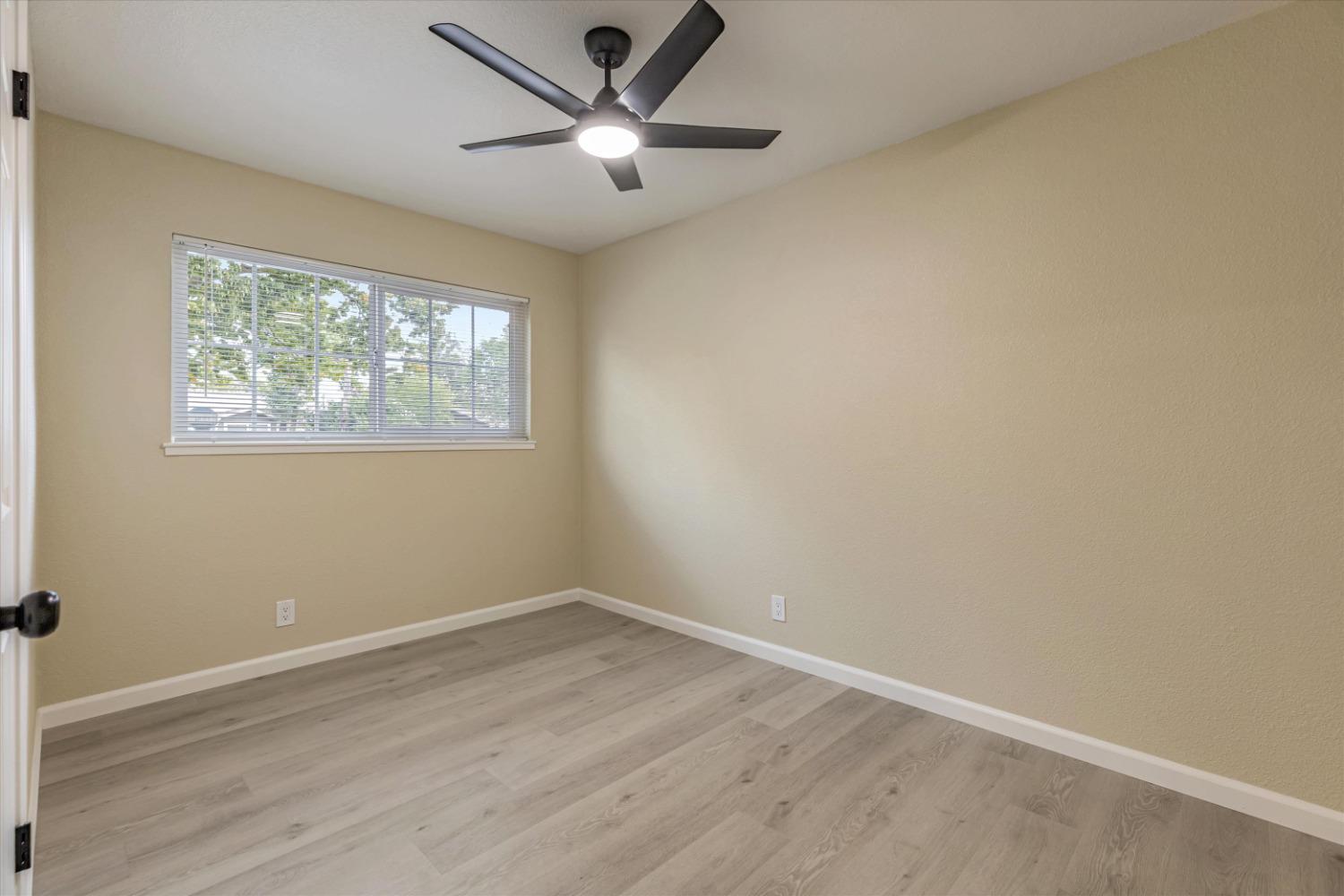 Detail Gallery Image 26 of 33 For 7514 Loma Verde Way, Sacramento,  CA 95822 - 3 Beds | 1 Baths