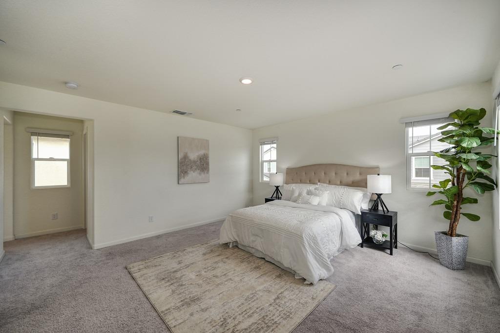 Detail Gallery Image 23 of 43 For 10451 Angsley Dr, Elk Grove,  CA 95757 - 3 Beds | 2/1 Baths