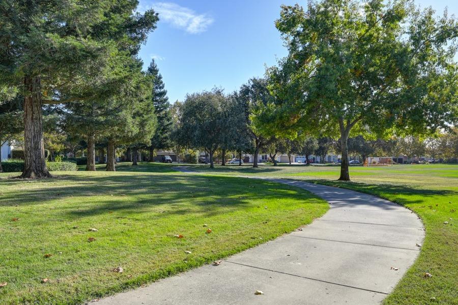 Detail Gallery Image 86 of 86 For 9413 Winding River Way, Elk Grove,  CA 95624 - 4 Beds | 3 Baths