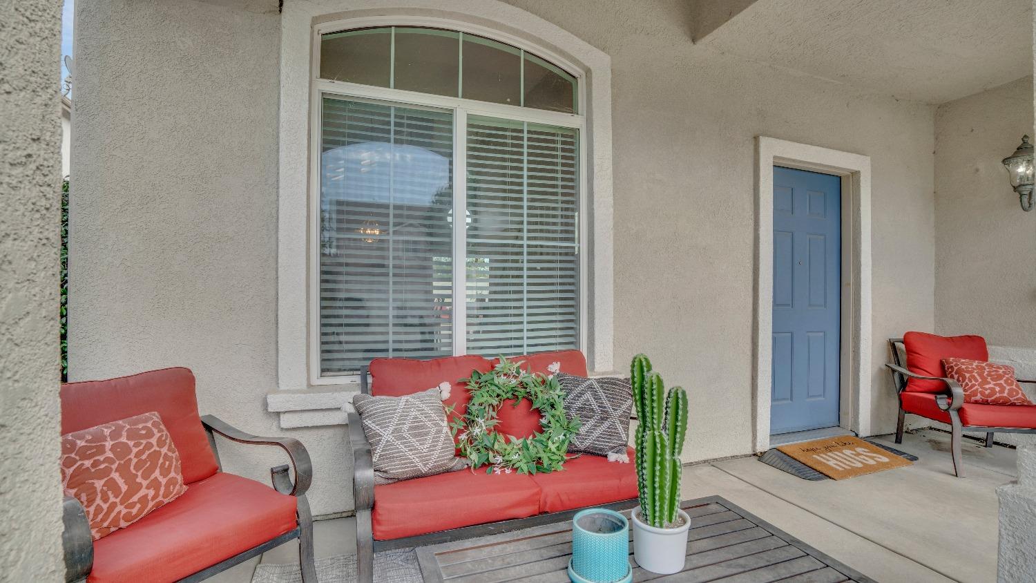 Detail Gallery Image 5 of 39 For 4220 Crepe Myrtle Ln, Tracy,  CA 95377 - 4 Beds | 2/1 Baths