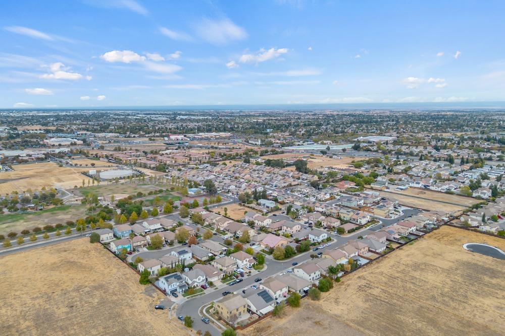 Detail Gallery Image 66 of 68 For 7890 Gimron Way, Elk Grove,  CA 95758 - 4 Beds | 2/1 Baths