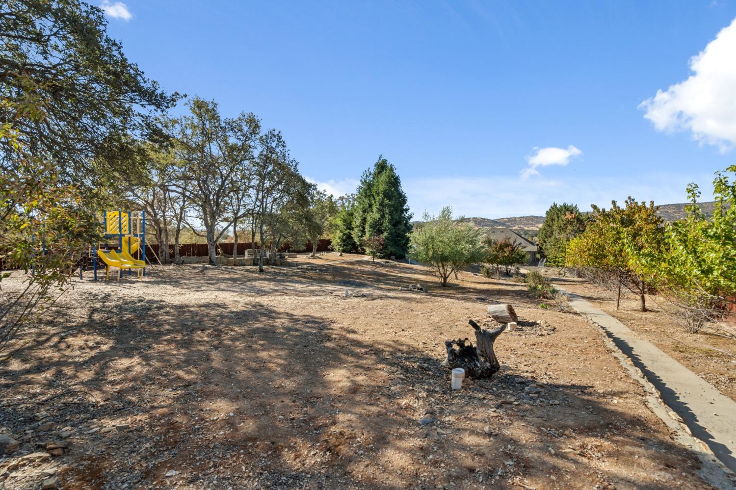 Detail Gallery Image 33 of 41 For 3047 Quail Hill Rd, Copperopolis,  CA 95228 - 3 Beds | 2 Baths