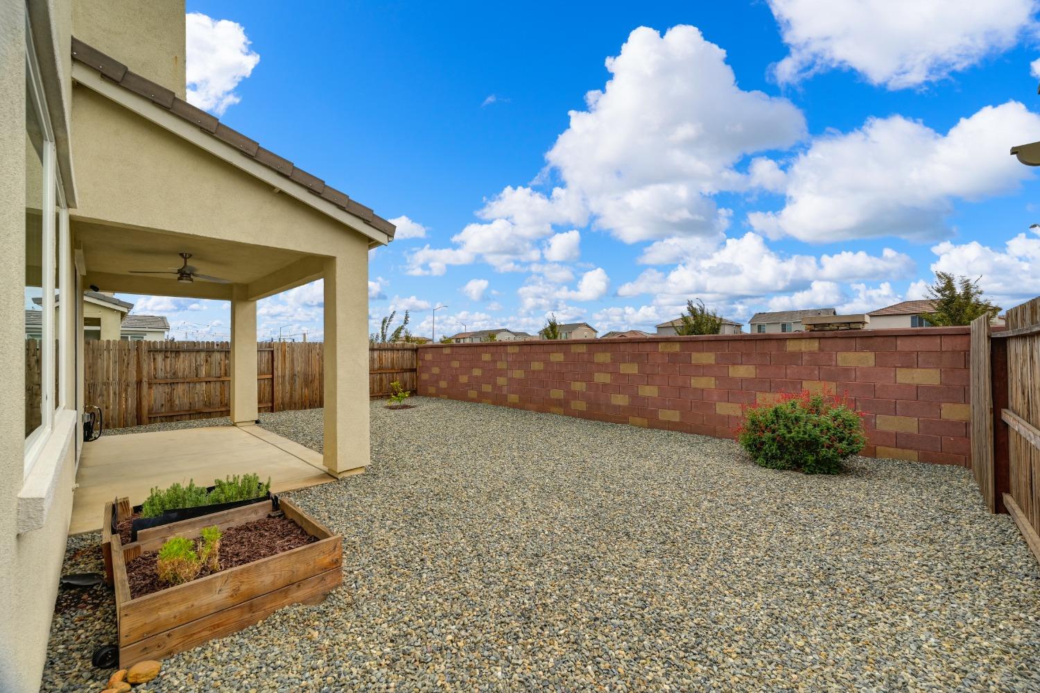 Detail Gallery Image 43 of 49 For 12087 Agen Cir, Rancho Cordova,  CA 95742 - 4 Beds | 2/1 Baths