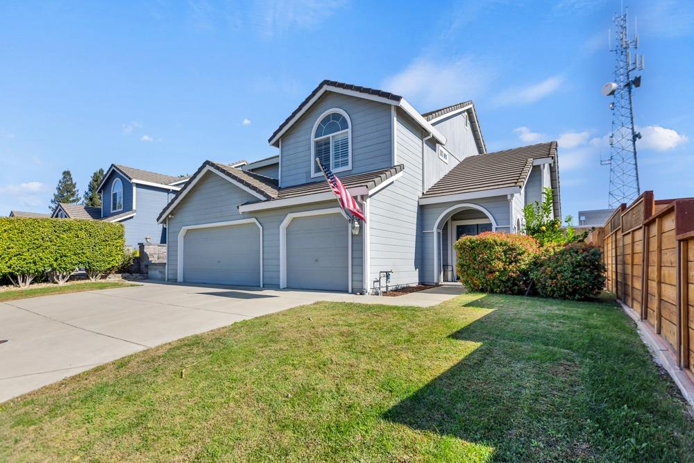 Detail Gallery Image 2 of 54 For 9251 Summer Tea Way, Elk Grove,  CA 95624 - 4 Beds | 2/1 Baths