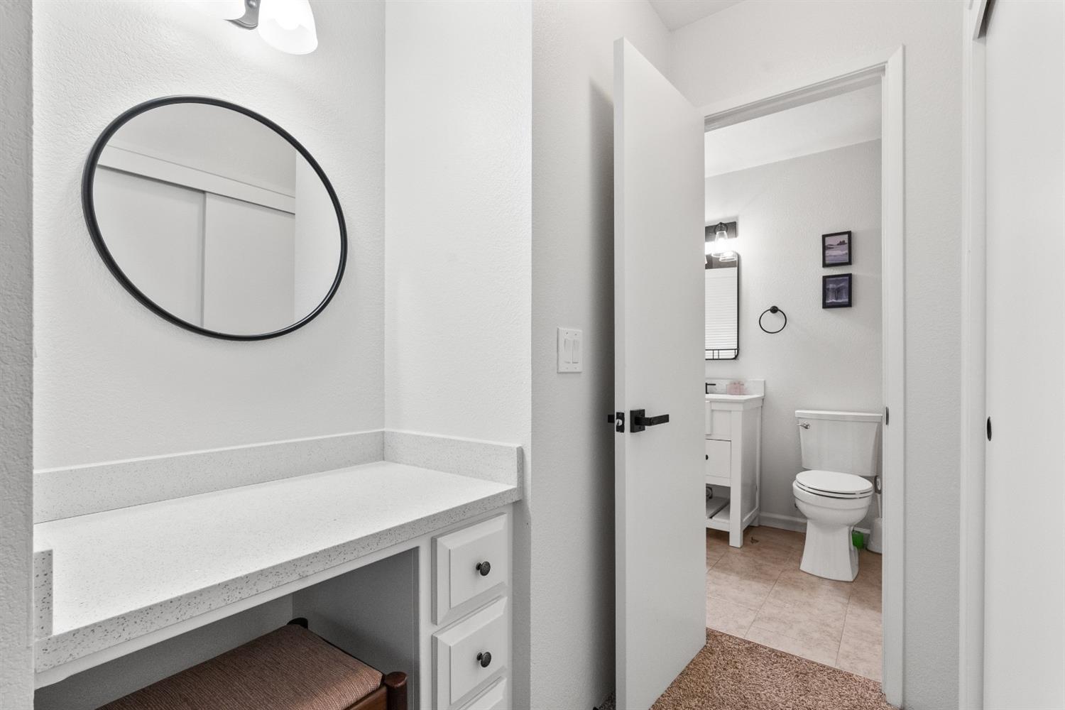 Detail Gallery Image 23 of 39 For 5170 Riverside Blvd, Sacramento,  CA 95822 - 2 Beds | 1/1 Baths