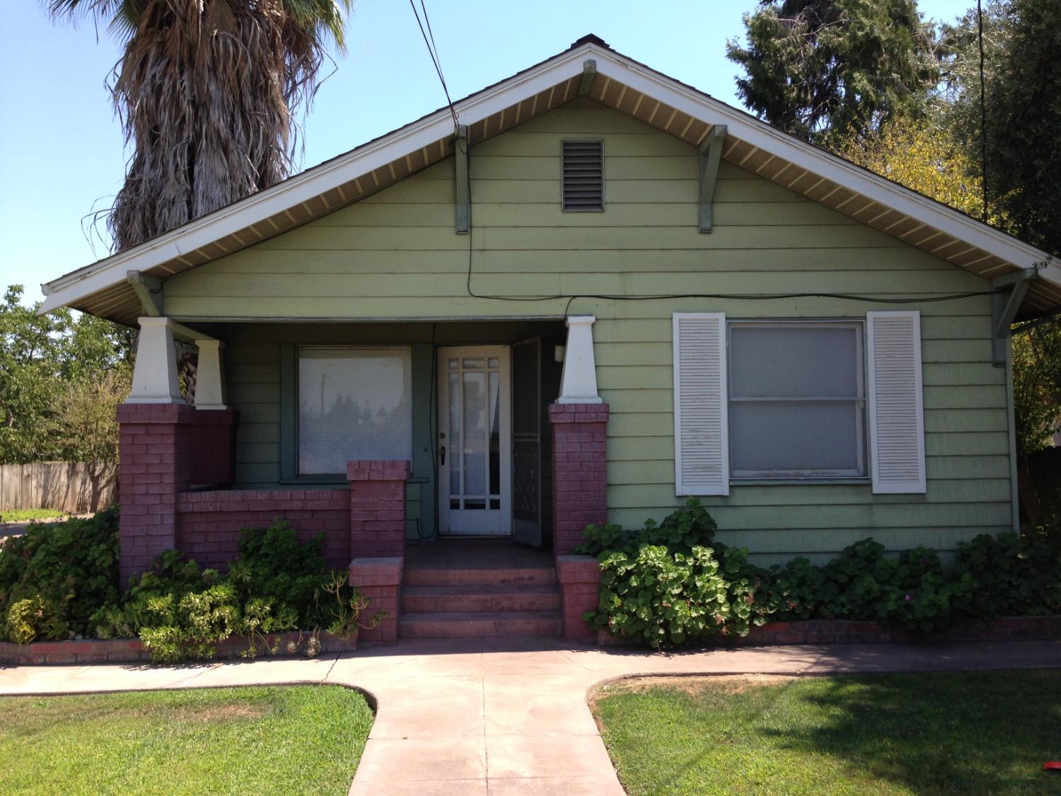 Detail Gallery Image 1 of 10 For 5108 E Waterloo, Stockton,  CA 95215 - 2 Beds | 1 Baths