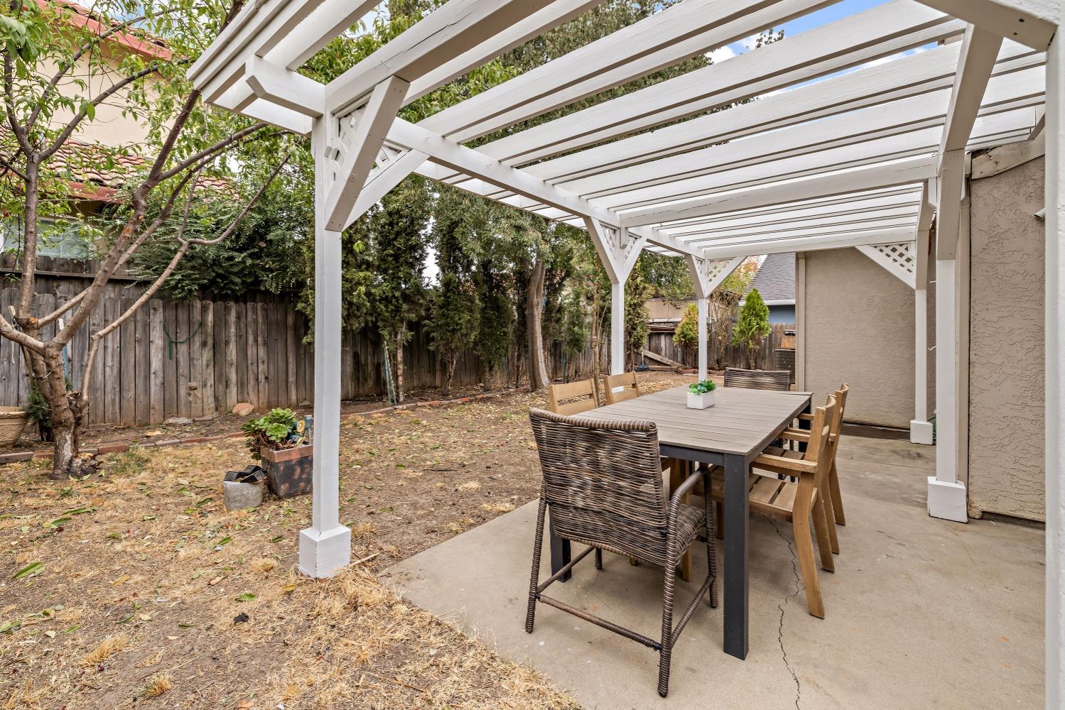 Detail Gallery Image 26 of 27 For 5011 Ginghamton Way, Sacramento,  CA 95838 - 3 Beds | 2 Baths