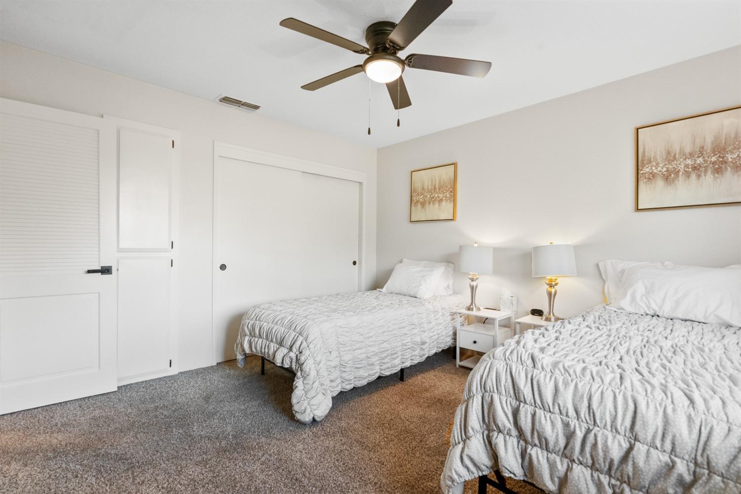 Detail Gallery Image 29 of 39 For 5170 Riverside Blvd, Sacramento,  CA 95822 - 2 Beds | 1/1 Baths