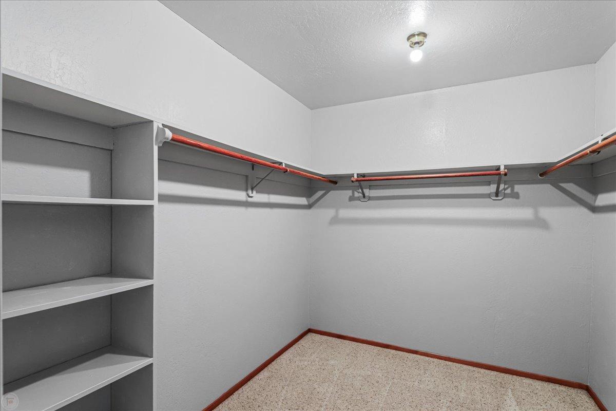 Detail Gallery Image 25 of 47 For 205 W Kent St, Manteca,  CA 95337 - 3 Beds | 2 Baths