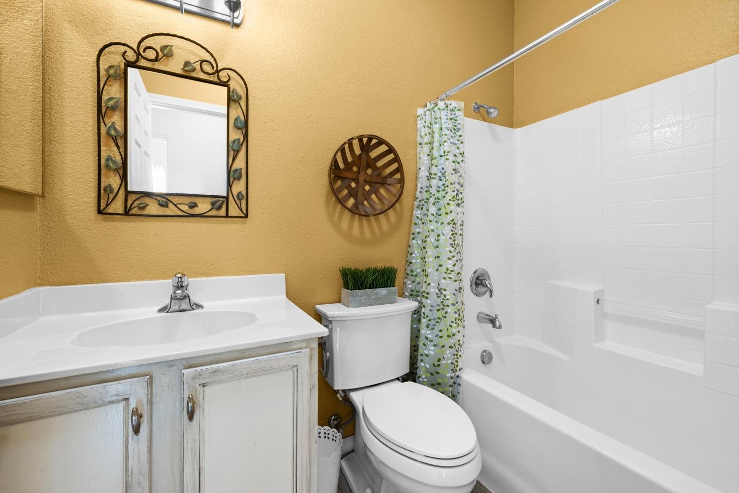 Detail Gallery Image 30 of 36 For 1336 Tallac Ln, Lincoln,  CA 95648 - 2 Beds | 2 Baths