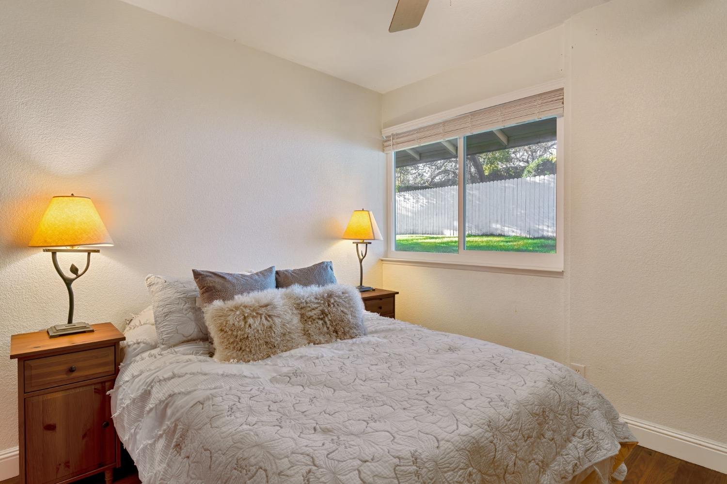 Detail Gallery Image 19 of 49 For 954 Haight Ct, El Dorado Hills,  CA 95762 - 3 Beds | 2 Baths