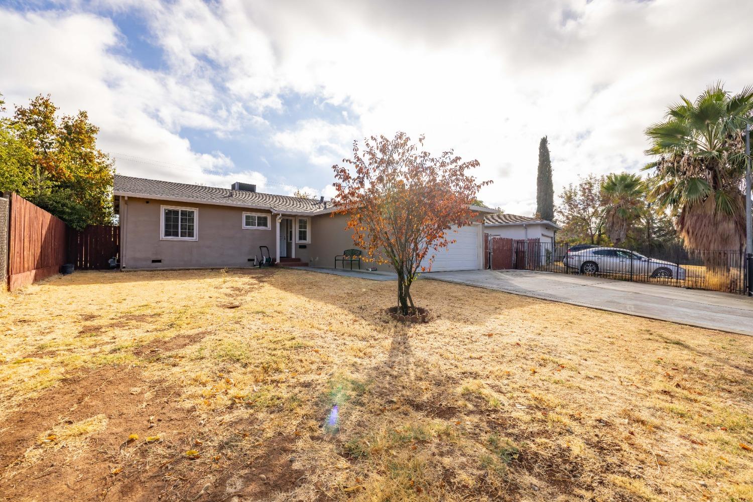 Detail Gallery Image 4 of 47 For 3247 Laurelhurst Dr, Rancho Cordova,  CA 95670 - 3 Beds | 1 Baths