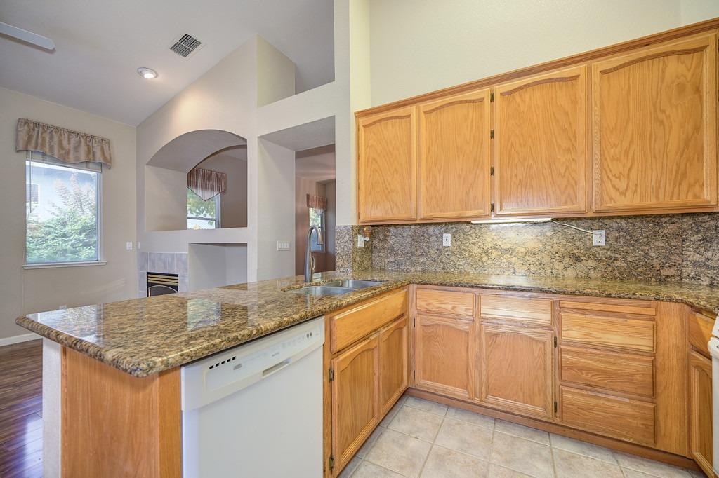 Detail Gallery Image 28 of 60 For 7614 Killdeer Way, Elk Grove,  CA 95758 - 3 Beds | 2 Baths