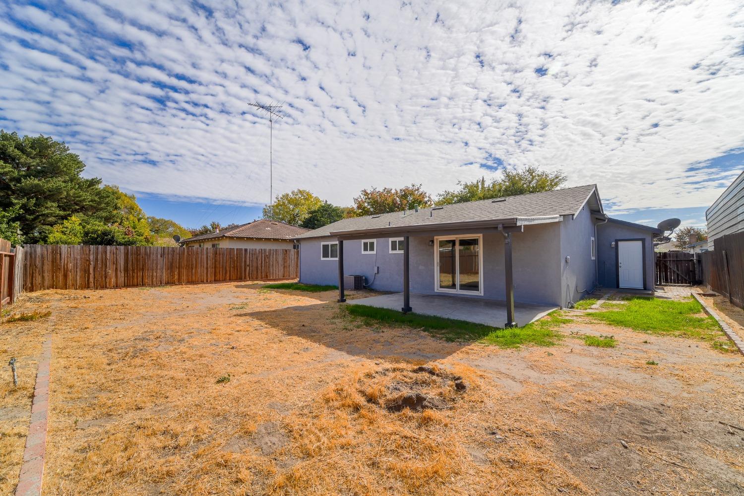 Detail Gallery Image 24 of 26 For 1609 Robbie Ave, Modesto,  CA 95350 - 3 Beds | 2 Baths