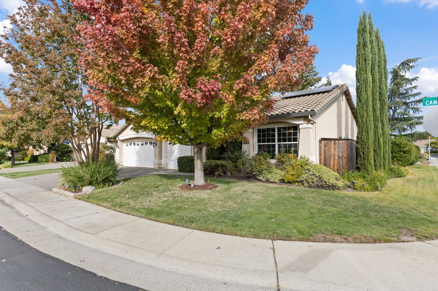 Detail Gallery Image 4 of 43 For 2921 Cameron Dr, Rocklin,  CA 95765 - 4 Beds | 3 Baths