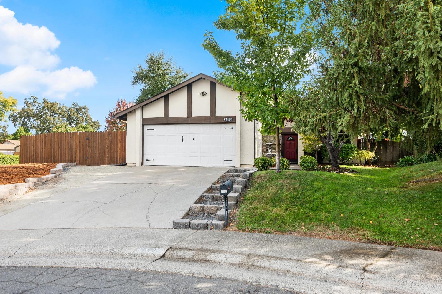 Detail Gallery Image 4 of 50 For 6608 Cavalry Ct, Orangevale,  CA 95662 - 3 Beds | 2 Baths