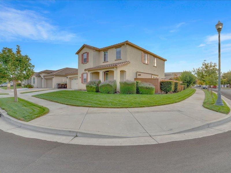 Detail Gallery Image 2 of 41 For 16957 Rail Way, Lathrop,  CA 95330 - 3 Beds | 2/1 Baths