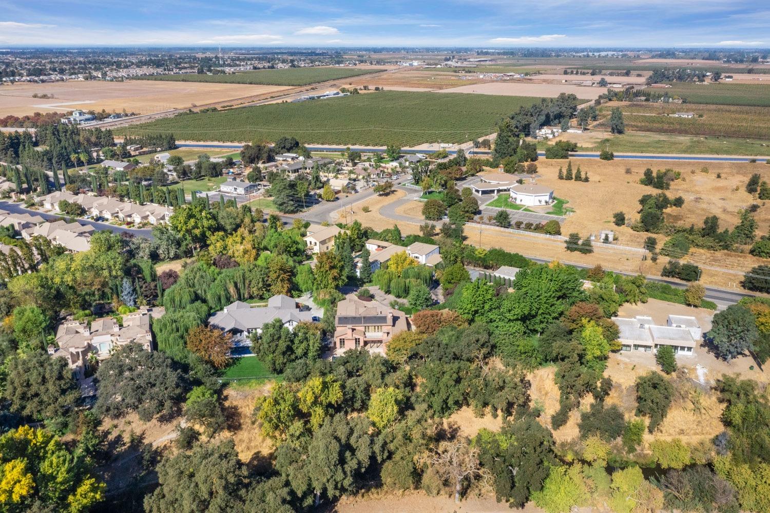 Detail Gallery Image 81 of 85 For 4808 Trails Court, Modesto,  CA 95357 - 4 Beds | 4/1 Baths