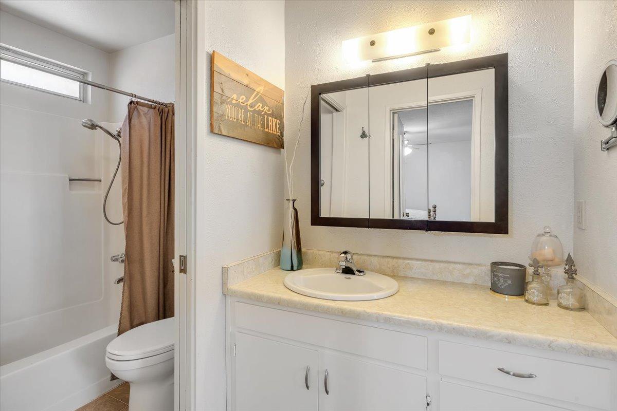 Detail Gallery Image 39 of 99 For 4923 Bayview Dr #1742,  Copperopolis,  CA 95228 - 3 Beds | 2 Baths