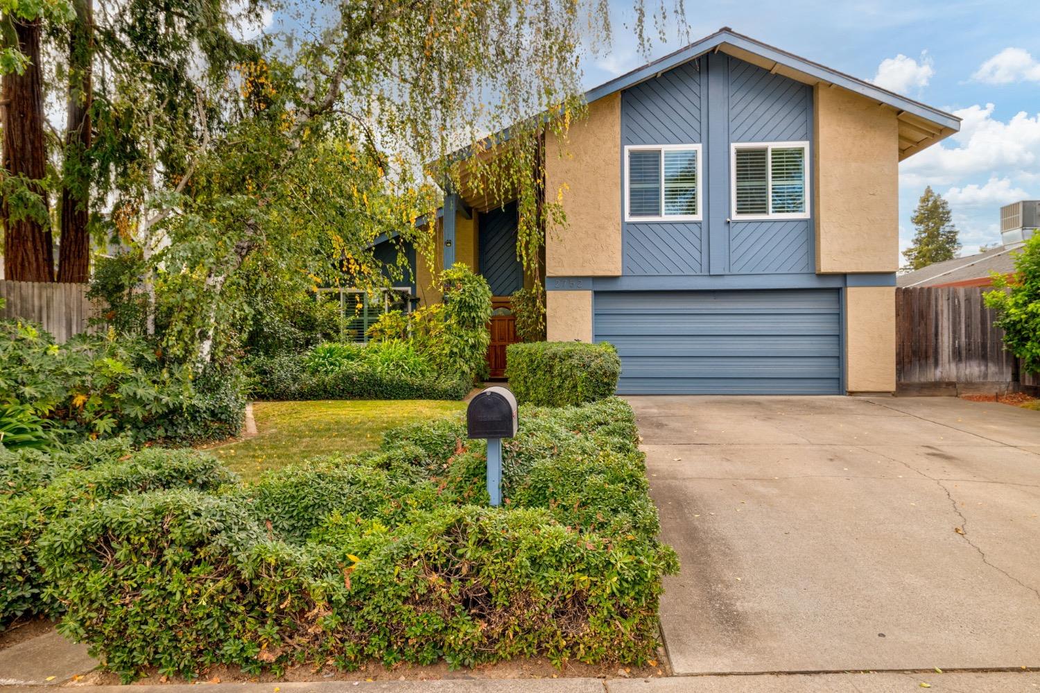 Detail Gallery Image 1 of 1 For 2752 Green Bay Way, Sacramento,  CA 95826 - 4 Beds | 2/1 Baths