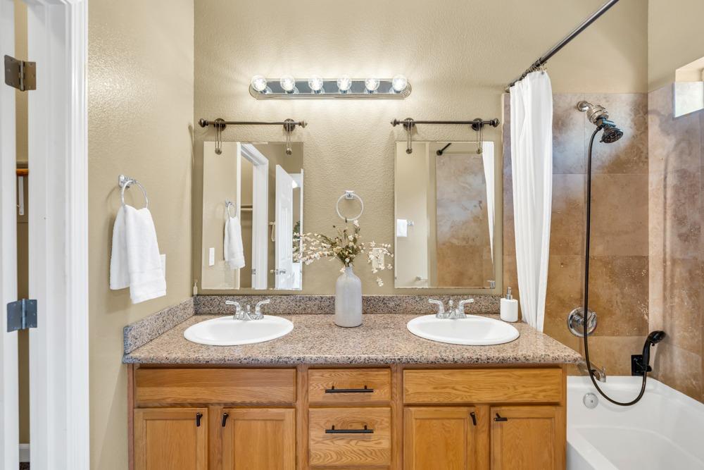 Detail Gallery Image 19 of 44 For 3064 Courtside Dr, Diamond Springs,  CA 95619 - 3 Beds | 2/1 Baths