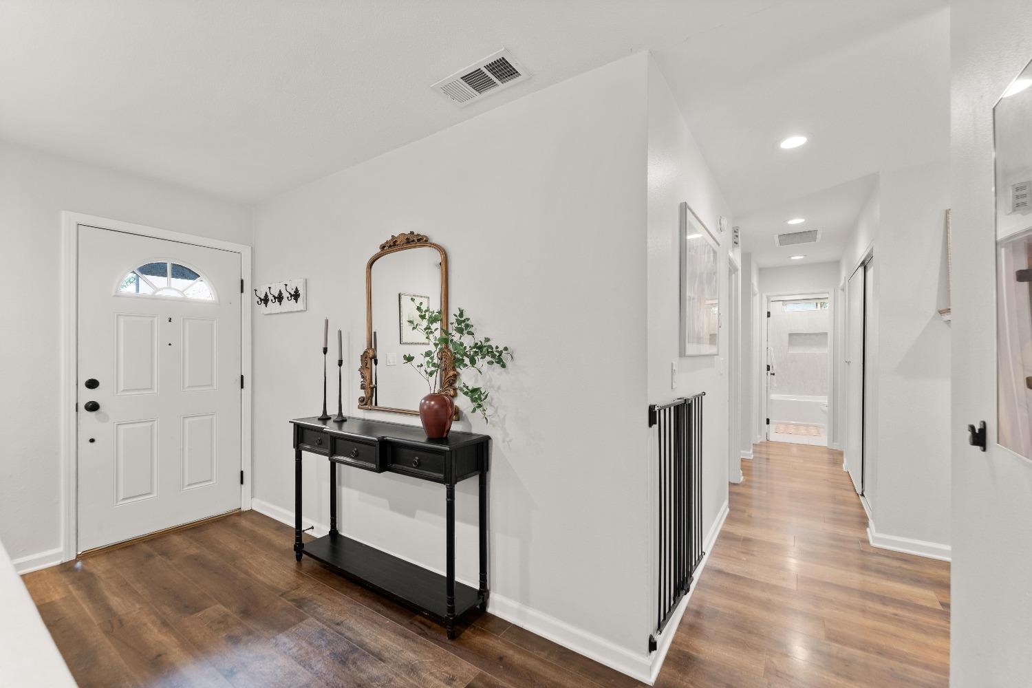 Detail Gallery Image 10 of 50 For 6608 Cavalry Ct, Orangevale,  CA 95662 - 3 Beds | 2 Baths