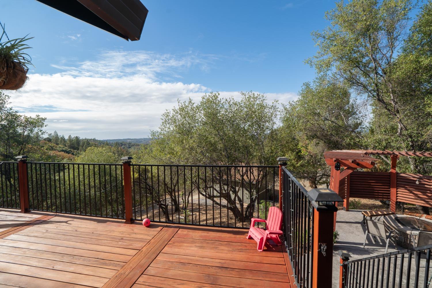 Detail Gallery Image 16 of 86 For 2566 Westville, Cool,  CA 95614 - 3 Beds | 2/1 Baths