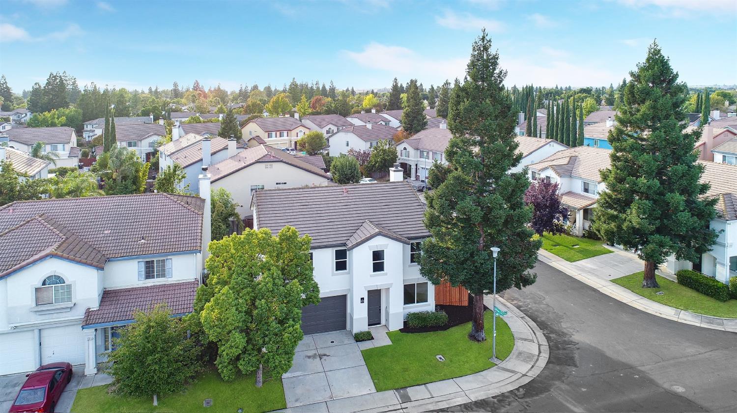 Detail Gallery Image 29 of 30 For 5915 Deepdale Way, Elk Grove,  CA 95758 - 4 Beds | 2/1 Baths