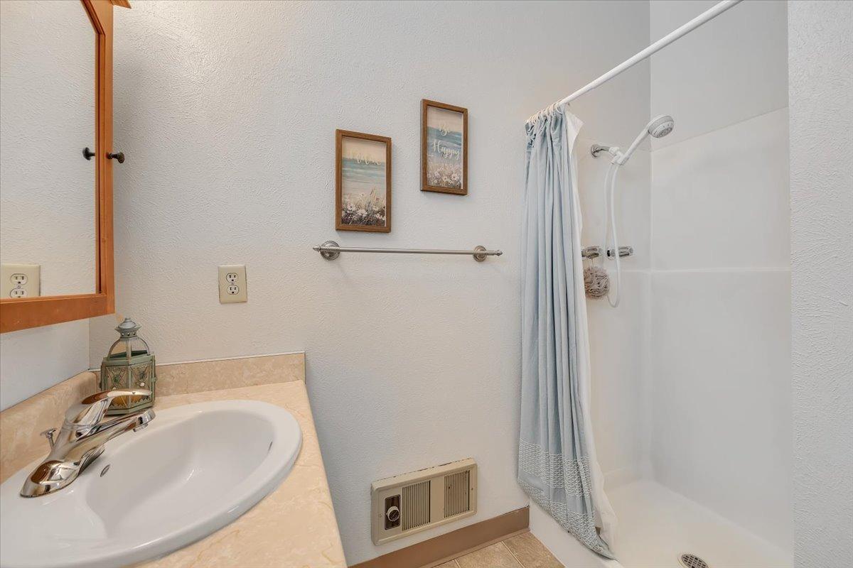 Detail Gallery Image 64 of 99 For 4923 Bayview Dr #1742,  Copperopolis,  CA 95228 - 3 Beds | 2 Baths