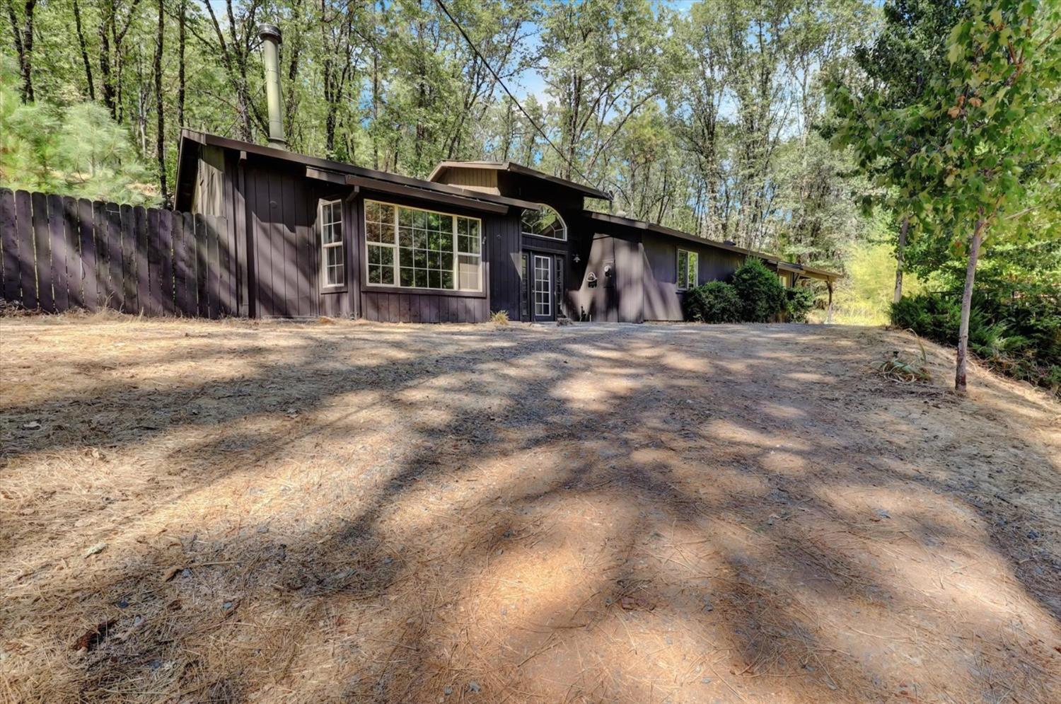 Detail Gallery Image 2 of 89 For 12936 Hidden Valley Rd, Grass Valley,  CA 95949 - 2 Beds | 1 Baths