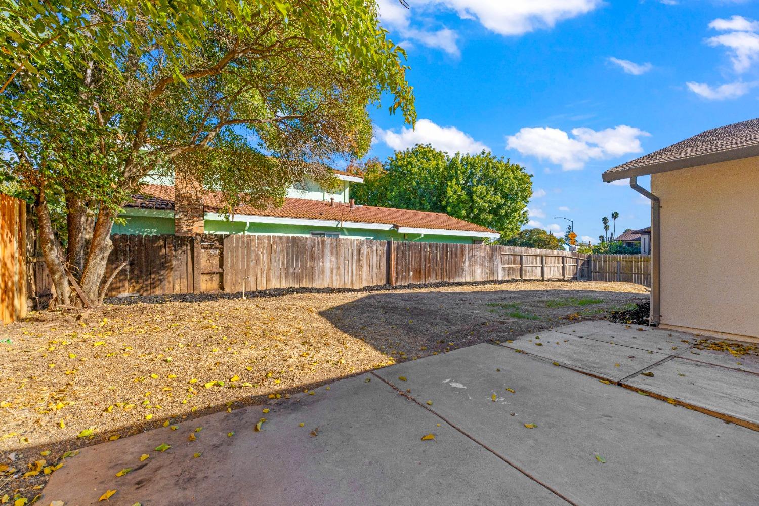 Detail Gallery Image 44 of 56 For 7469 Palmer House Dr, Sacramento,  CA 95828 - 4 Beds | 2 Baths