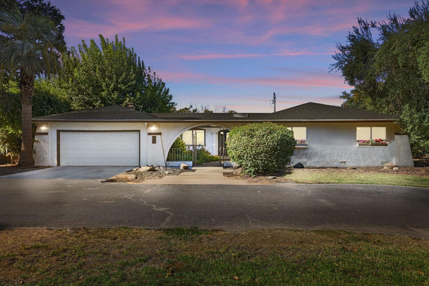 Detail Gallery Image 1 of 62 For 9007 Georgia Ln, Modesto,  CA 95357 - 4 Beds | 2/1 Baths