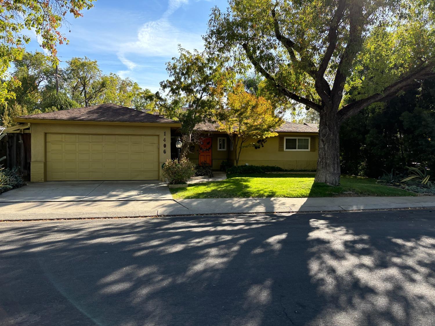 Detail Gallery Image 1 of 3 For Address Is Not Disclosed, Modesto,  CA 95350 - 3 Beds | 2 Baths