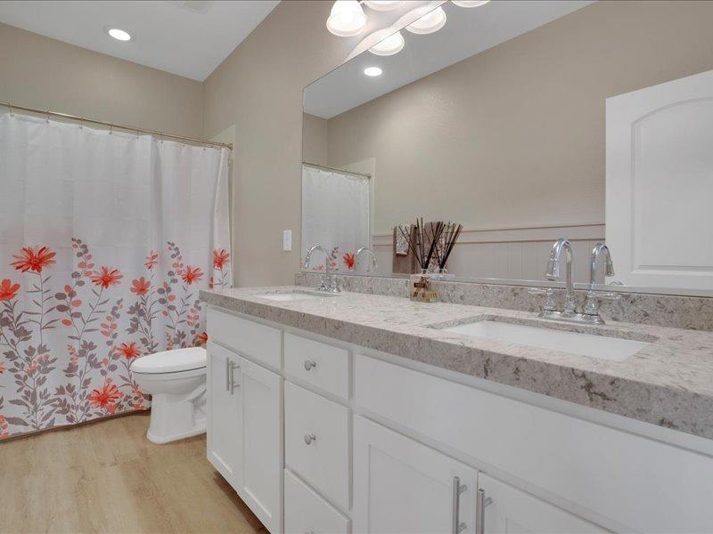 Detail Gallery Image 25 of 41 For 16957 Rail Way, Lathrop,  CA 95330 - 3 Beds | 2/1 Baths