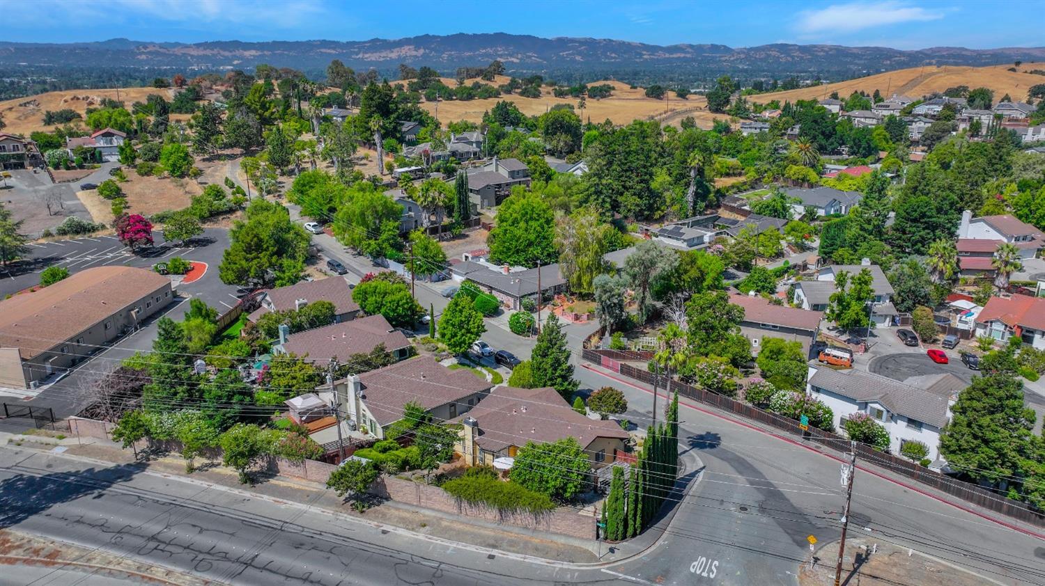 Detail Gallery Image 38 of 38 For 1098 Tilley Cir, Concord,  CA 94518 - 3 Beds | 2 Baths