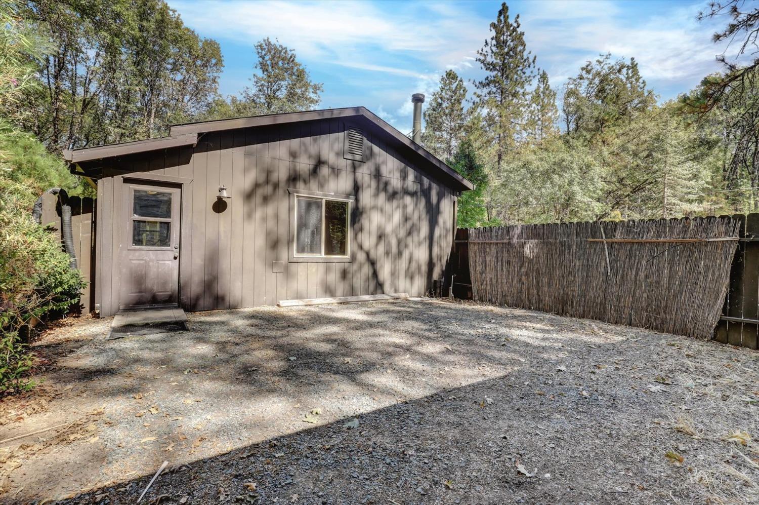 Detail Gallery Image 85 of 89 For 12936 Hidden Valley Rd, Grass Valley,  CA 95949 - 2 Beds | 1 Baths