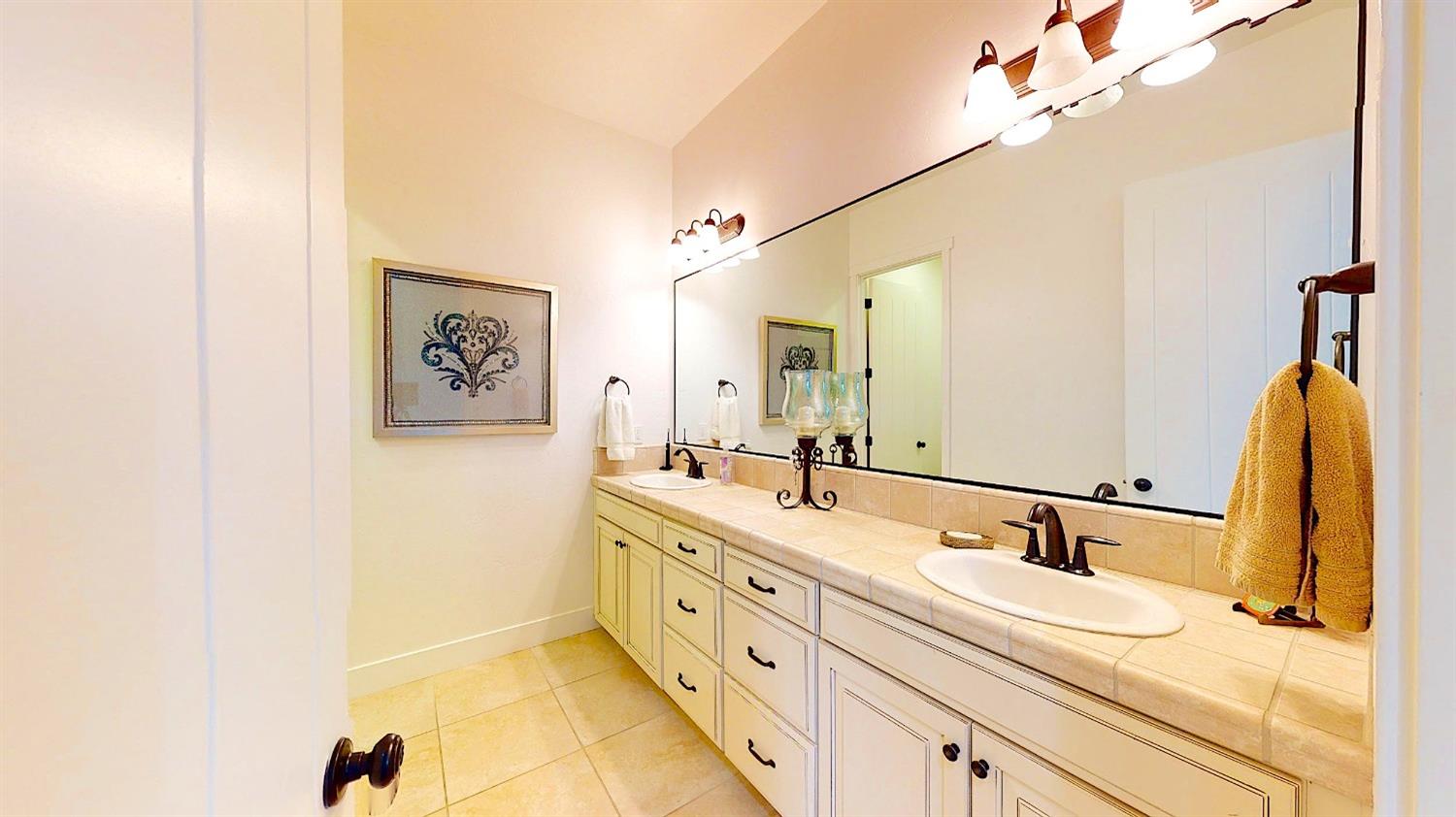 Detail Gallery Image 46 of 74 For 1812 Shellstone Way, Ripon,  CA 95366 - 4 Beds | 2 Baths