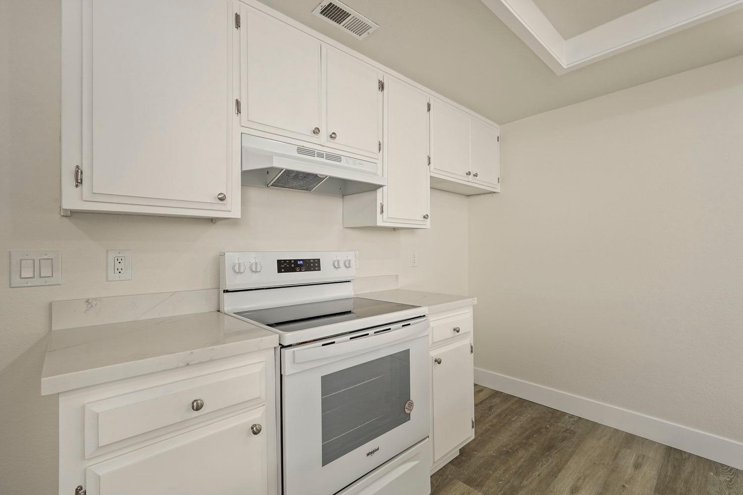 Detail Gallery Image 16 of 45 For 1006 Autumn Ct, Stockton,  CA 95210 - 2 Beds | 2 Baths